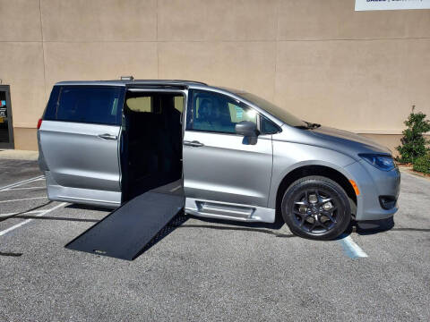 2019 Chrysler Pacifica Touring L Plus