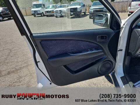 2003 Mitsubishi Outlander XLS