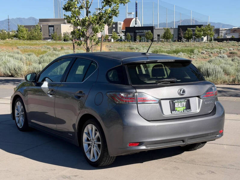 2013 Lexus CT 200h