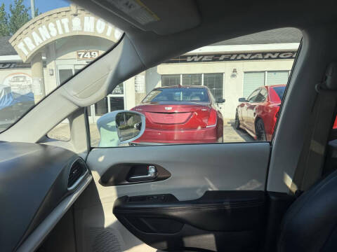 2018 Chrysler Pacifica Hybrid Touring L