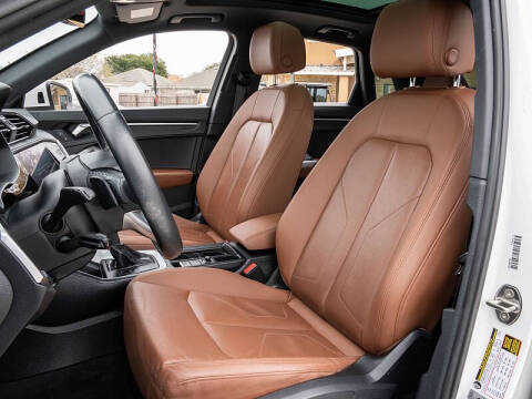 2022 Audi Q3 quattro S line Premium 45 TFSI