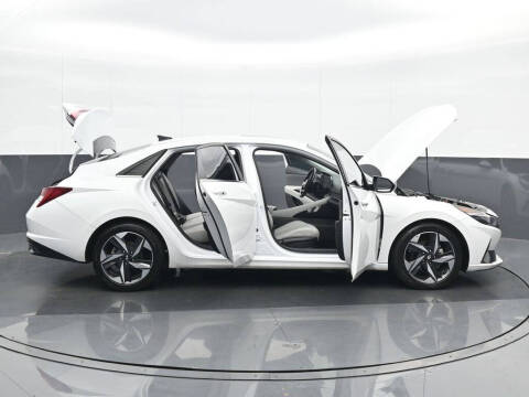 2022 Hyundai Elantra