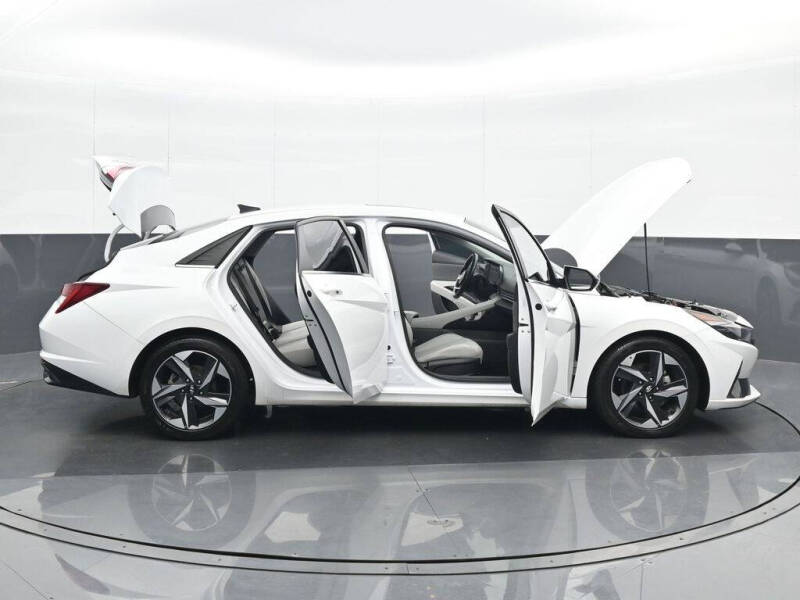 2022 Hyundai Elantra