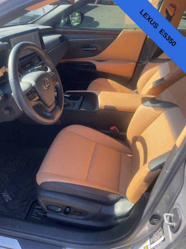 2025 Lexus ES 350