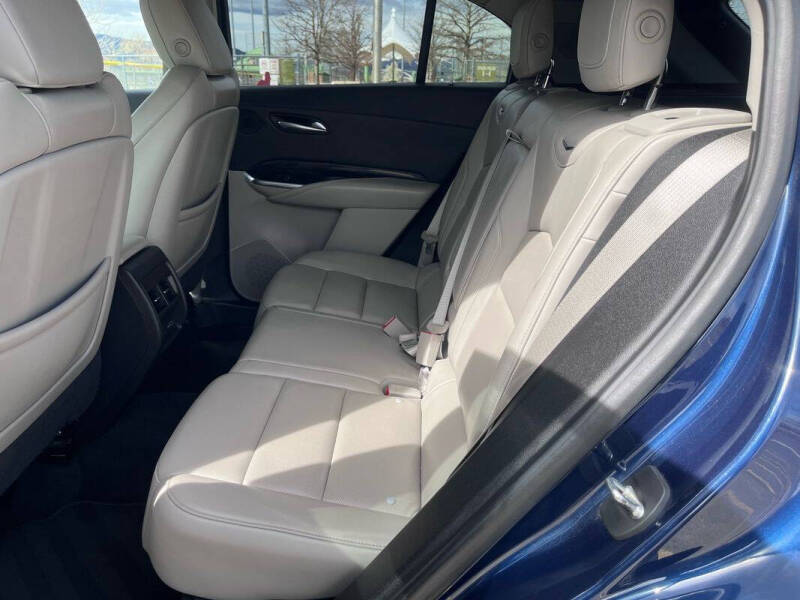 2019 Cadillac XT4 Premium Luxury