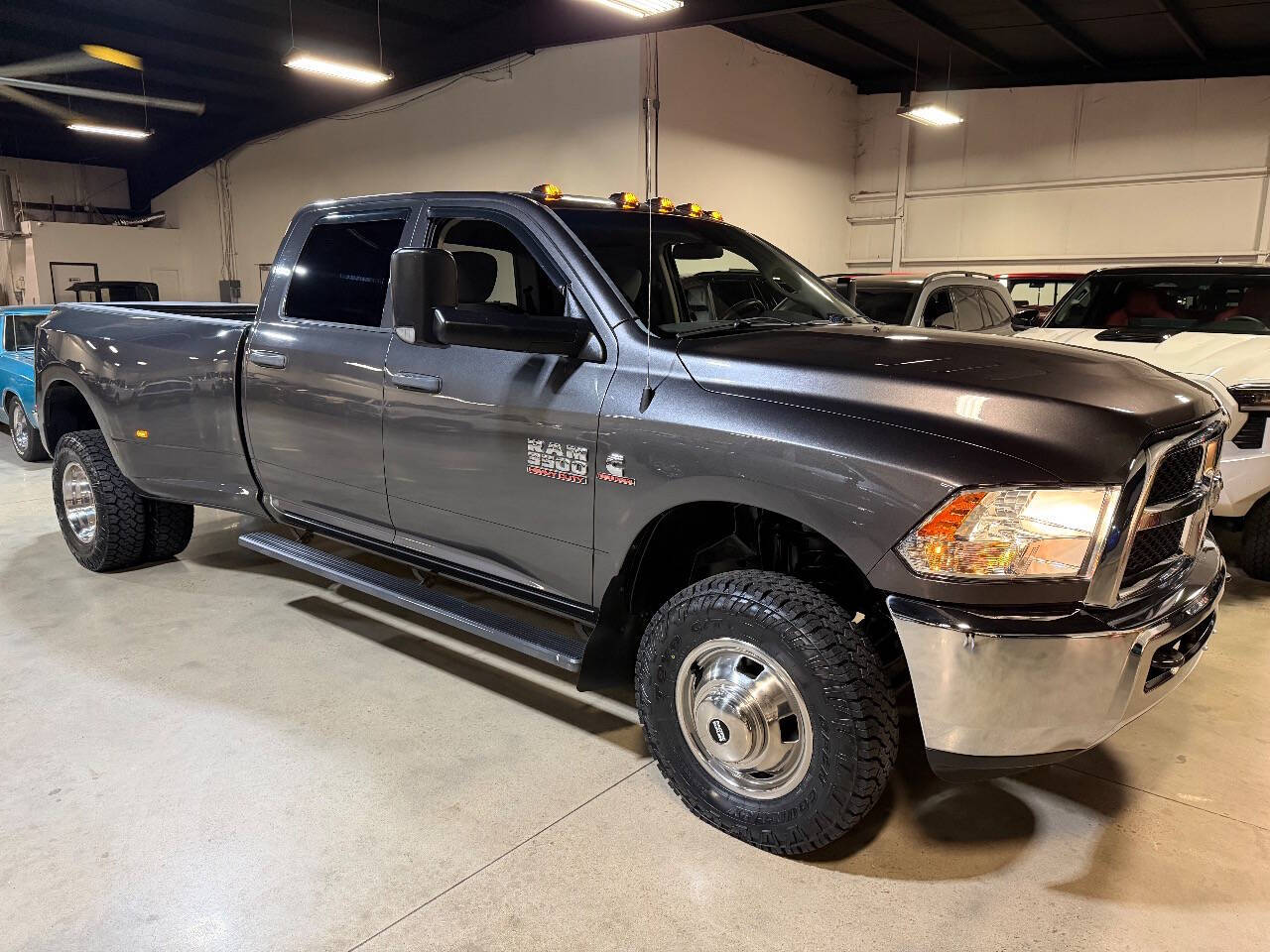 2015 RAM 3500 Tradesman Crew Cab LB DRW 4WD
