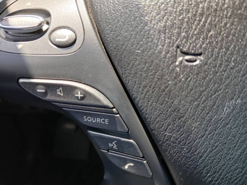 2013 Nissan Pathfinder Platinum