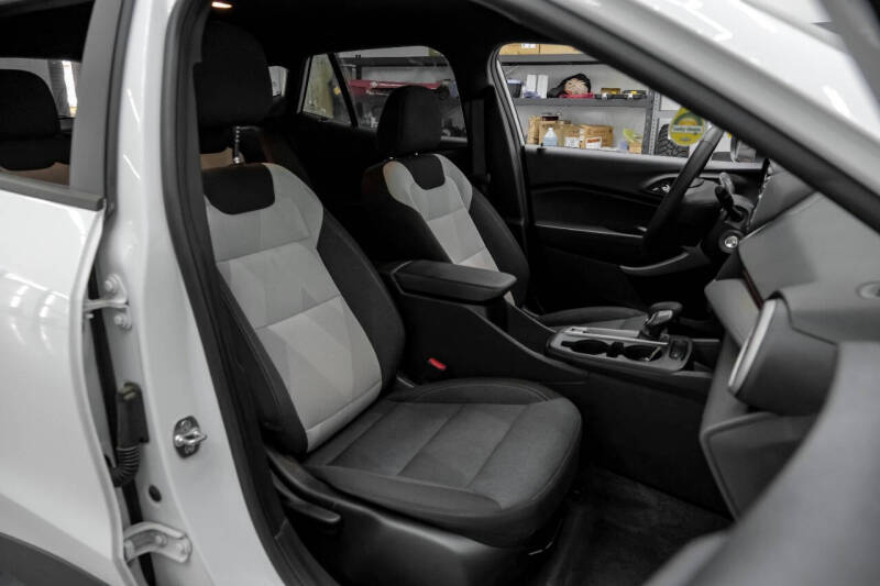 2024 Chevrolet Trax RS