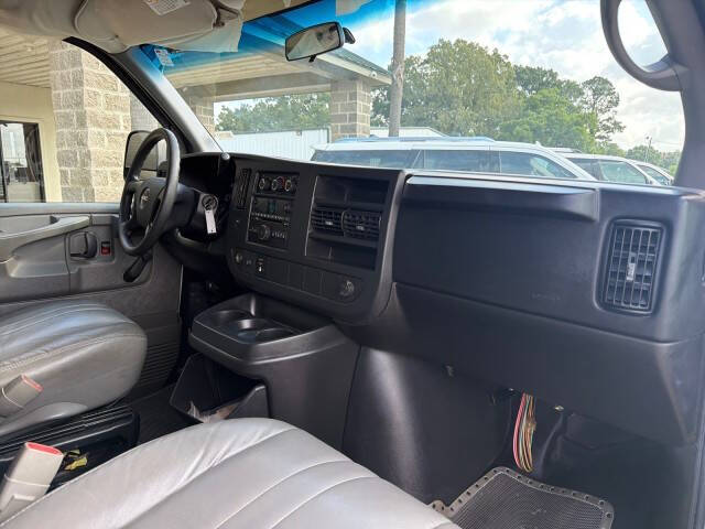 2008 GMC Savana LS 3500