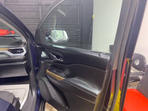 2017 GMC Acadia SLE-2