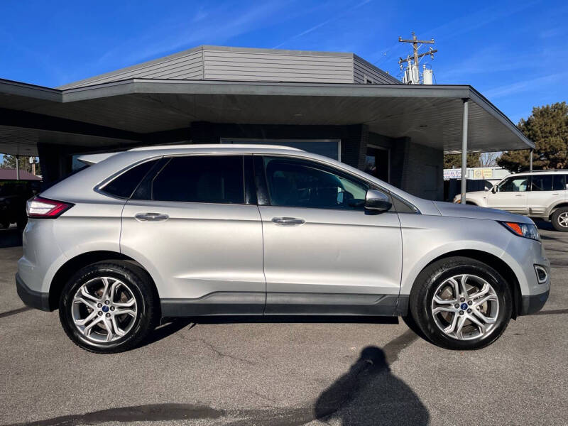 2015 Ford Edge Titanium photo 9