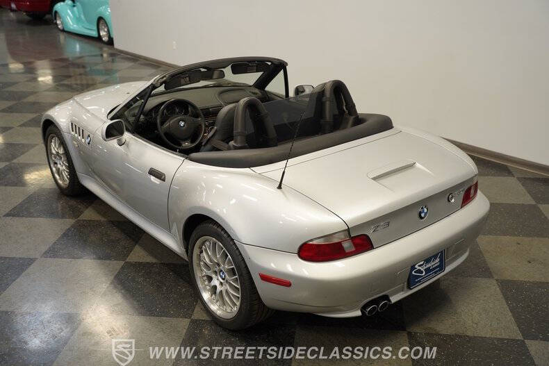2001 BMW Z3 3.0i