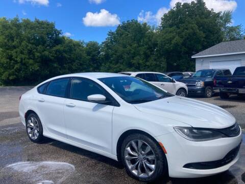 2015 Chrysler 200 for sale at Deals on Wheels Auto Sales in Scottville MI