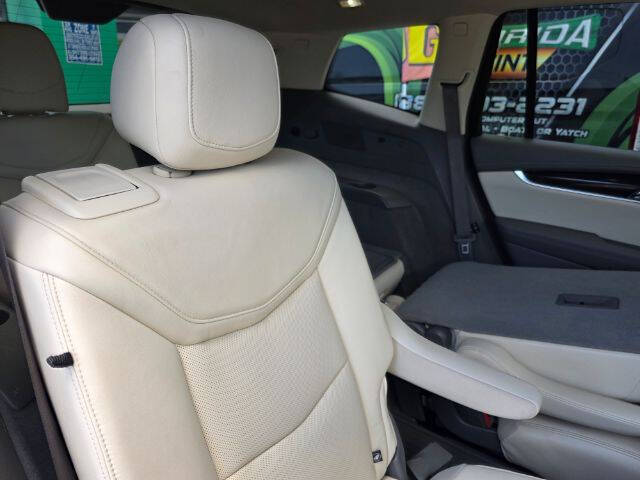 2020 Cadillac XT6 Premium Luxury