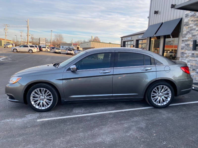 2013 Chrysler 200 Limited
