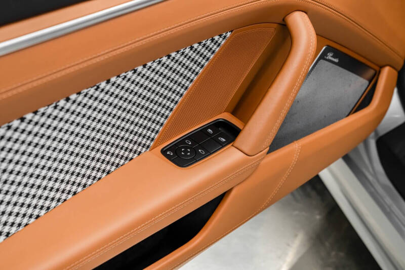 2024 Porsche 911 Turbo S