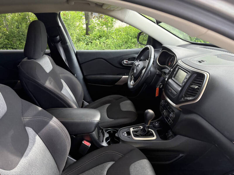 2018 Jeep Cherokee