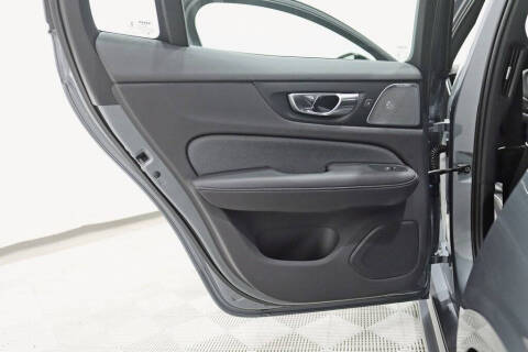 2019 Volvo S60 T6 R-Design