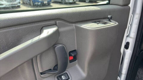 2023 Chevrolet Express 2500