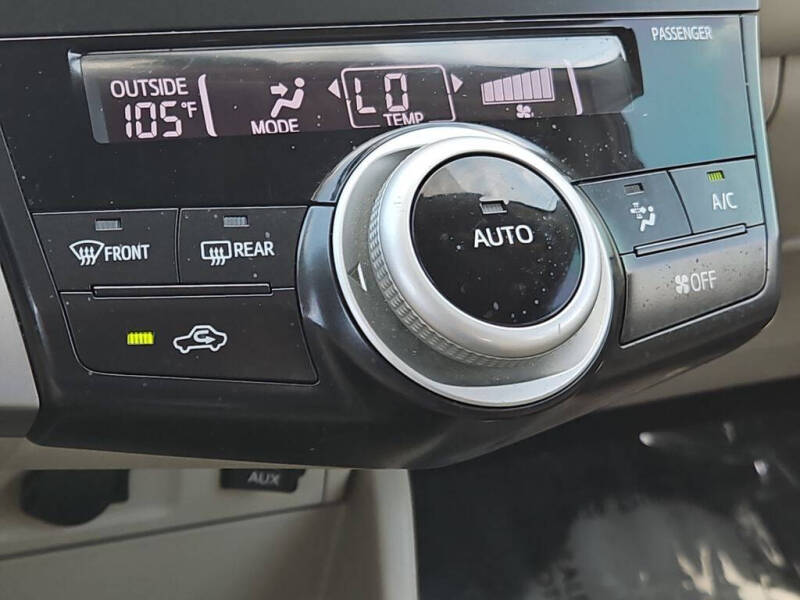 2014 Toyota Prius v Three