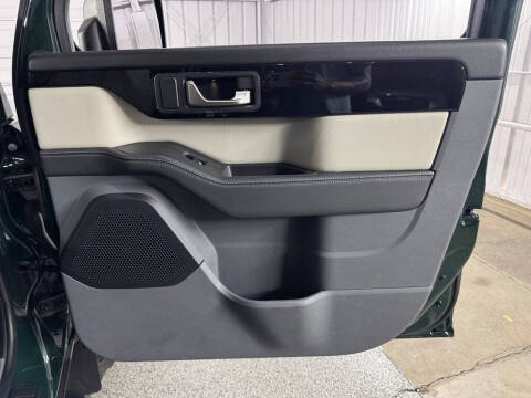 2024 Ineos Grenadier Fieldmaster