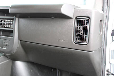 2025 GMC Savana 2500