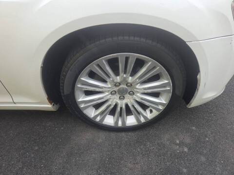 2012 Chrysler 300 Limited