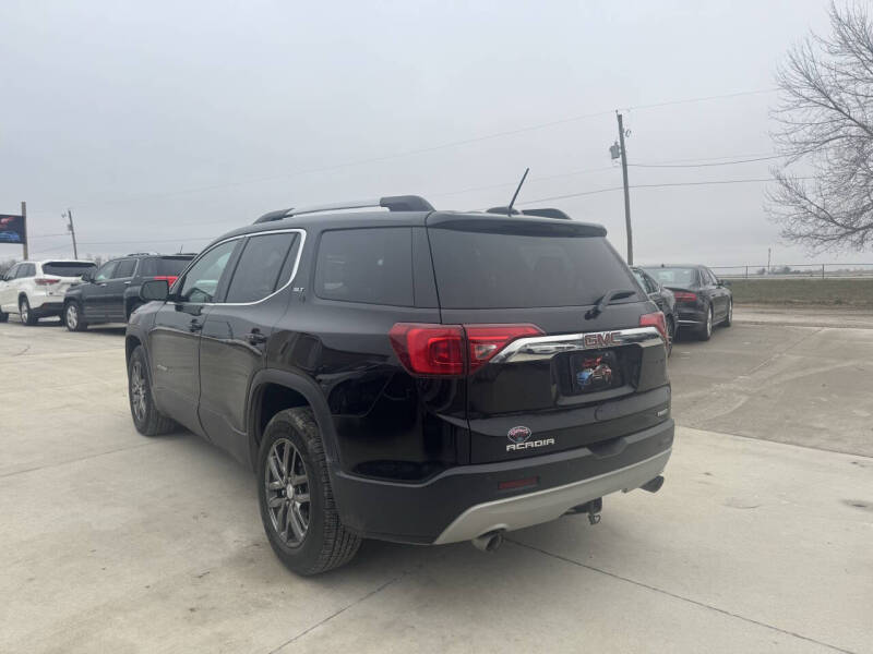 2017 GMC Acadia SLT-1