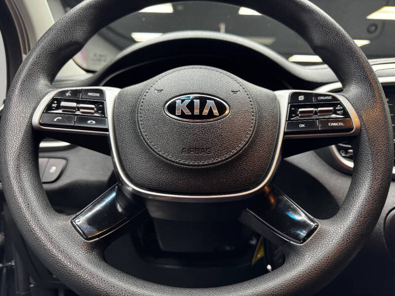 2020 Kia Sorento LX V6