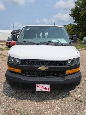 2022 Chevrolet Express 2500