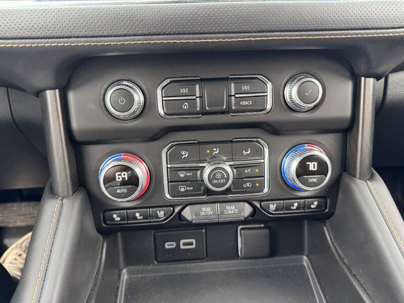 2024 GMC Yukon AT4