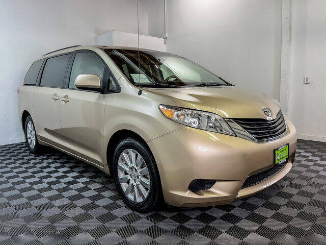 2013 Toyota Sienna for sale at Sunset Auto Wholesale in Tacoma WA