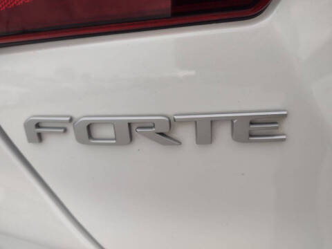 2023 Kia Forte LX