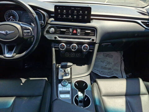2023 Genesis G70