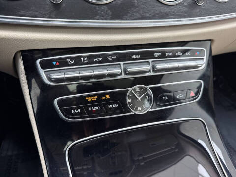 2017 Mercedes-Benz E-Class E 300 4MATIC