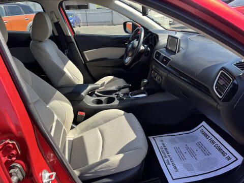 2016 Mazda MAZDA3 i Touring
