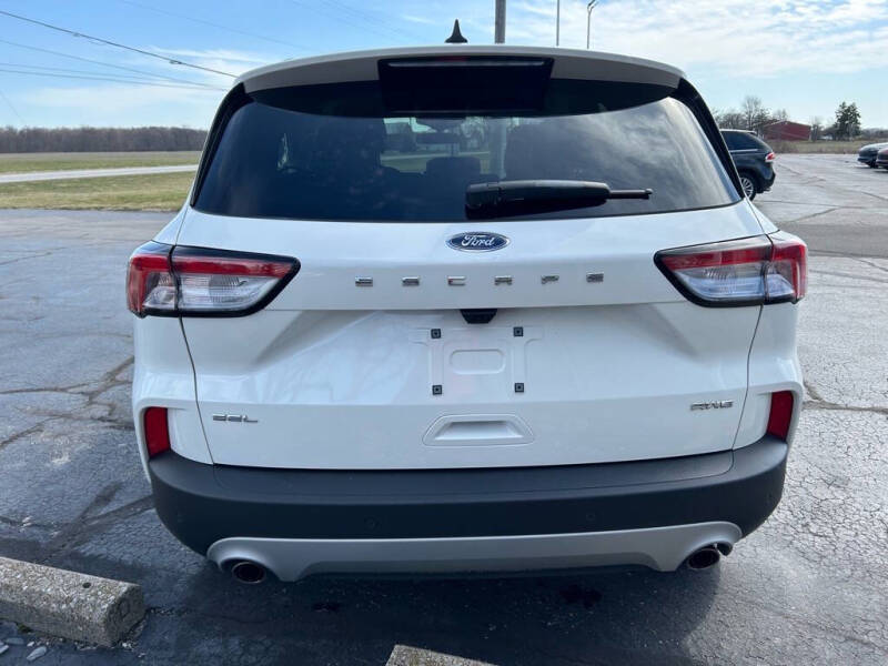 2022 Ford Escape SEL