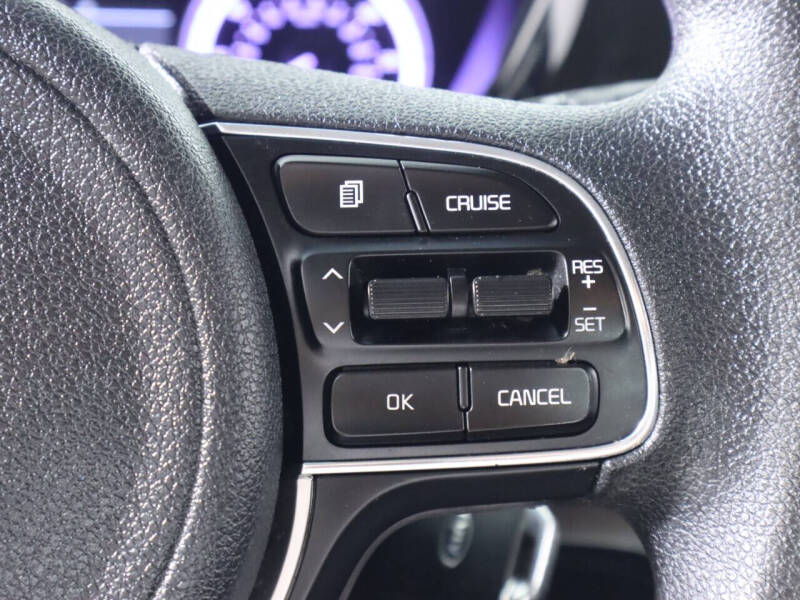 2020 Kia Niro LX