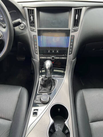 2015 Infiniti Q50