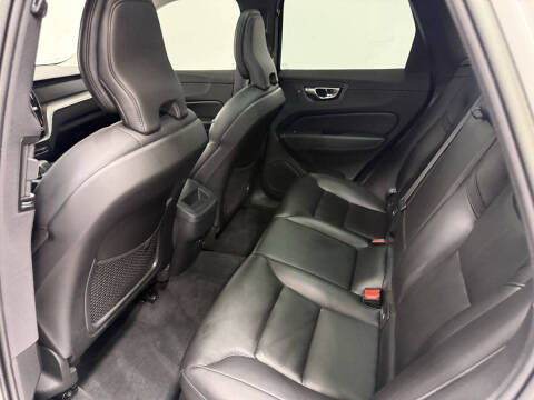 2023 Volvo XC60 B5 Core