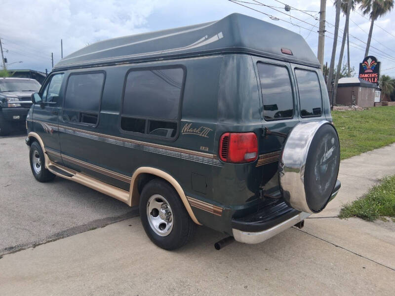 1997 Dodge Ram Van 2500