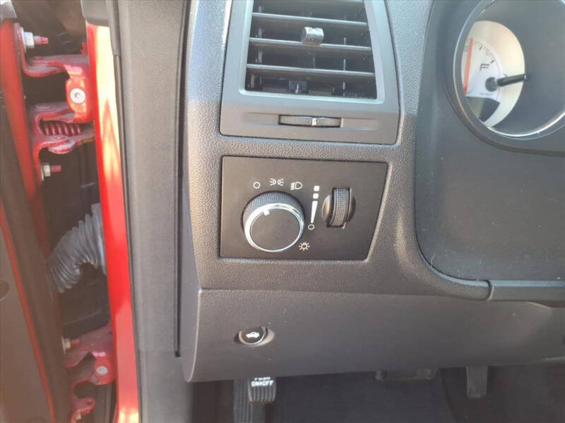 2013 Dodge Challenger SXT