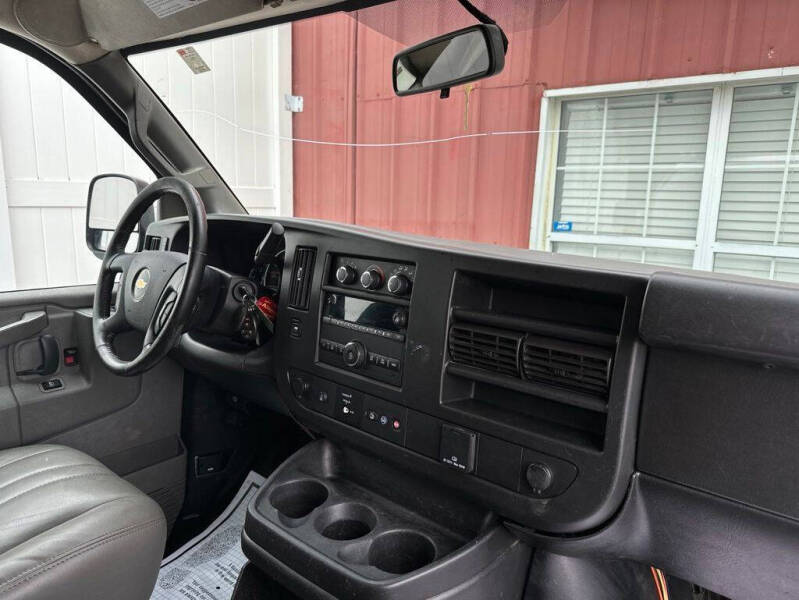 2020 Chevrolet Express 2500