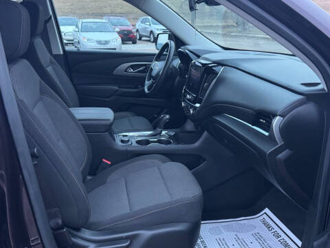 2020 Chevrolet Traverse LT Cloth