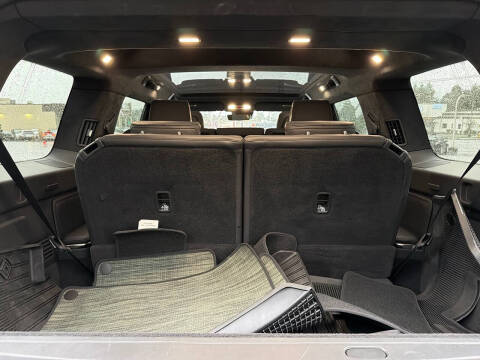 2022 Rivian R1S Launch Edition