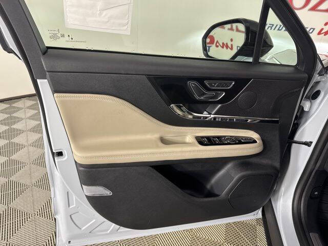 2026 Lincoln Corsair Premiere