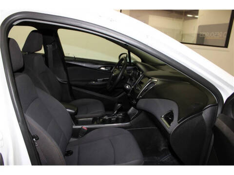 2019 Chevrolet Cruze LS