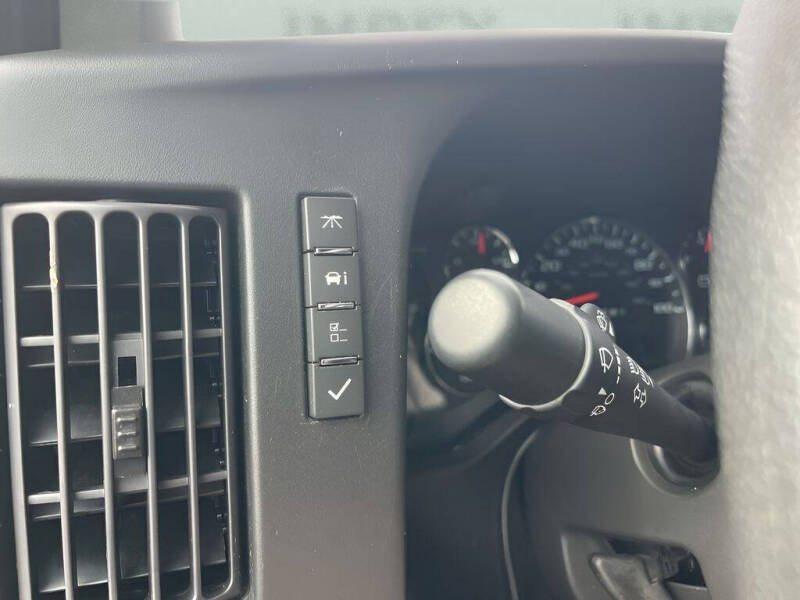 2024 GMC Savana 2500