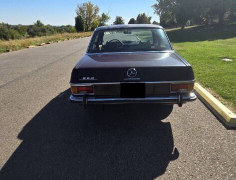 1973 Mercedes-Benz 220