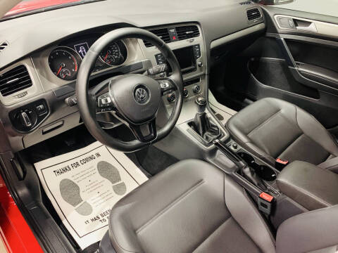 2015 Volkswagen Golf TSI S
